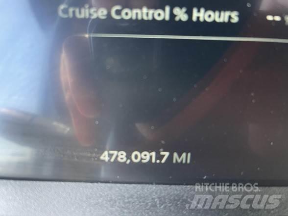 Peterbilt 579 Prime Movers