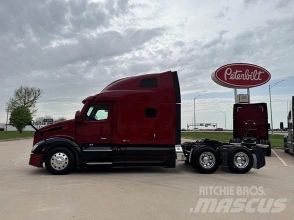 Peterbilt 579 Prime Movers