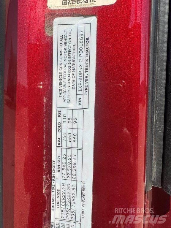 Peterbilt 579 Prime Movers