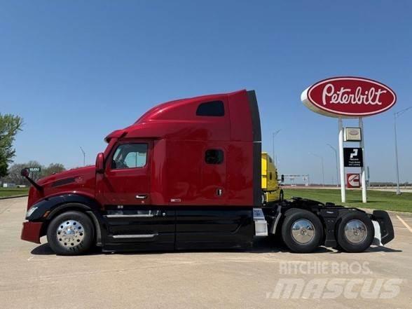 Peterbilt 579 Prime Movers