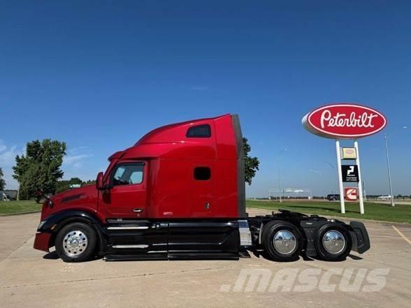Peterbilt 579 Prime Movers
