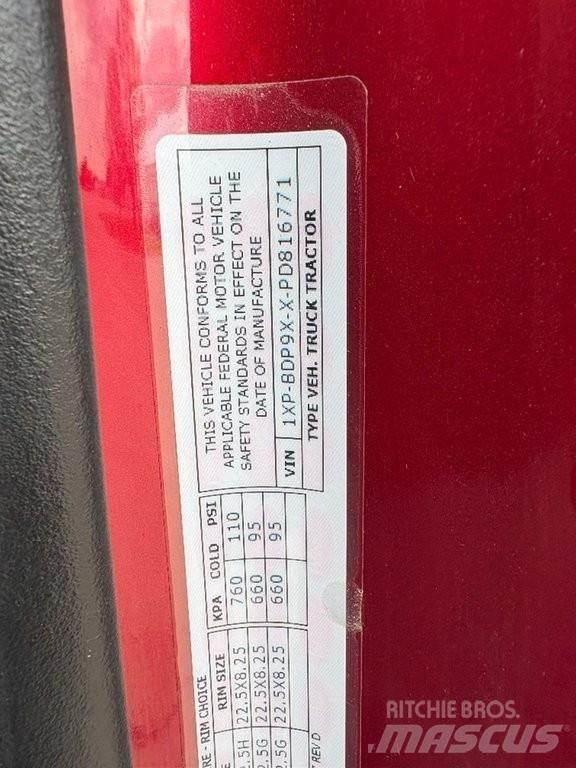Peterbilt 579 Prime Movers