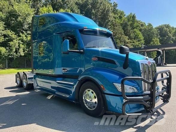 Peterbilt 579 Prime Movers