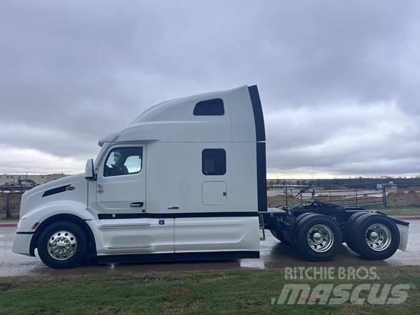 Peterbilt 579 Prime Movers