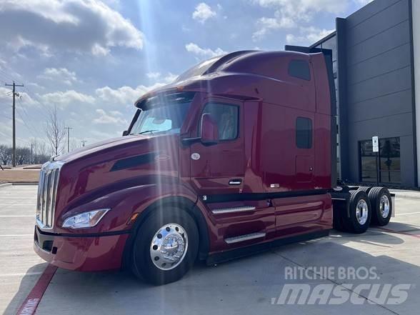 Peterbilt 579 Prime Movers