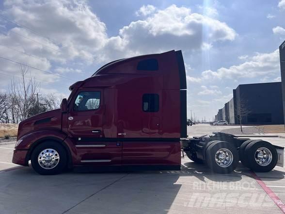 Peterbilt 579 Prime Movers