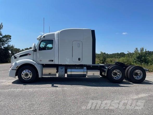 Peterbilt 579 Prime Movers