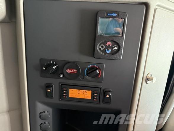 Peterbilt 579 Prime Movers