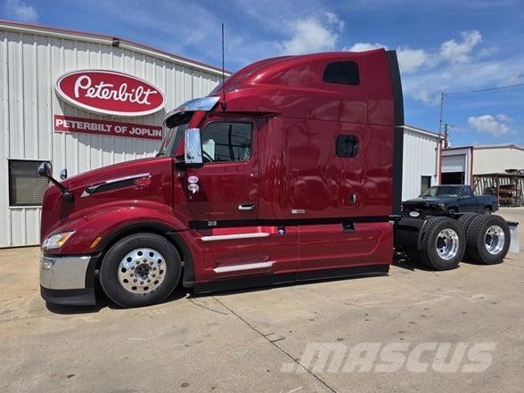 Peterbilt 579 Prime Movers