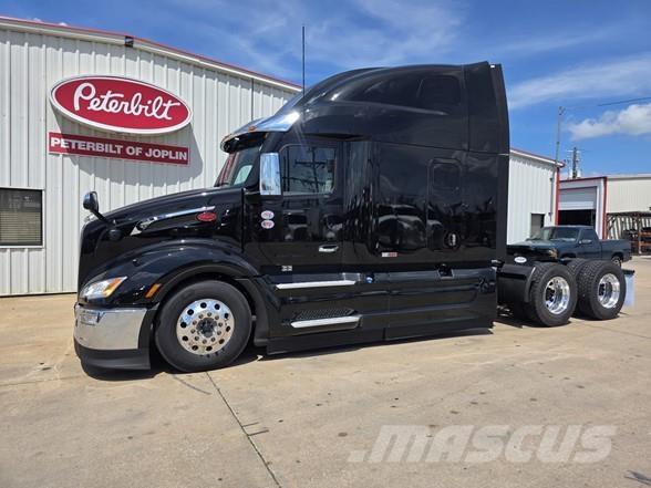 Peterbilt 579 Prime Movers