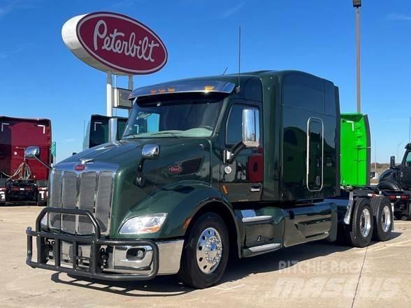 Peterbilt 579 Prime Movers
