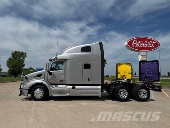 Peterbilt 579 Prime Movers