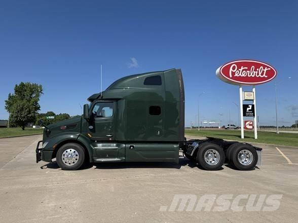 Peterbilt 579 Prime Movers