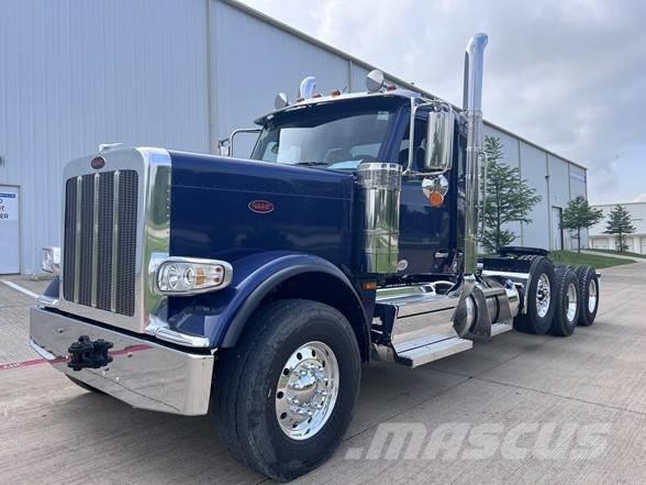 Peterbilt 589 Prime Movers