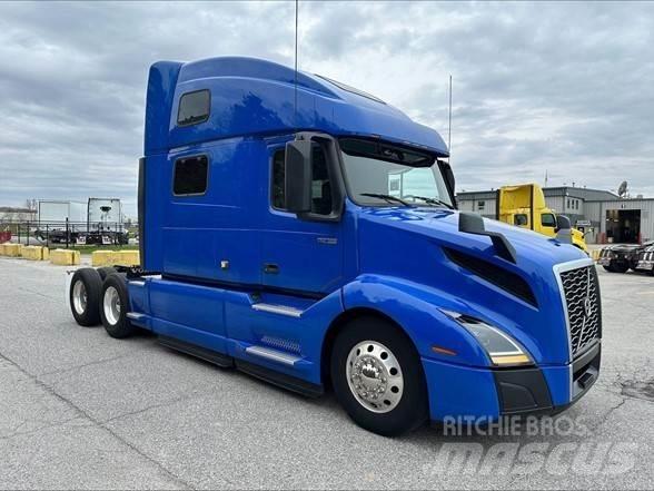 Volvo VNL42860 Prime Movers