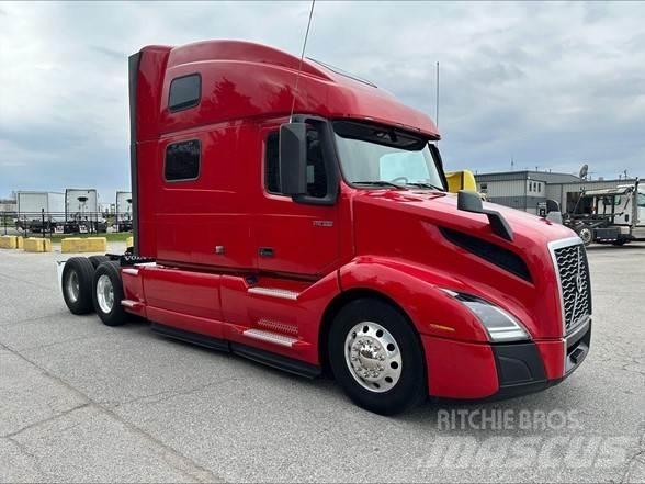 Volvo VNL42860 Prime Movers