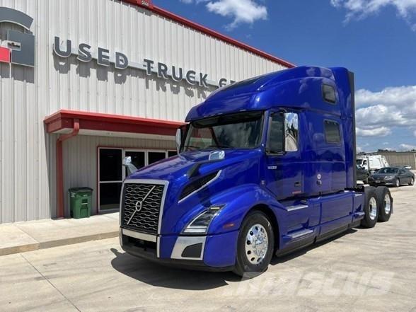 Volvo VNL64T860 Prime Movers