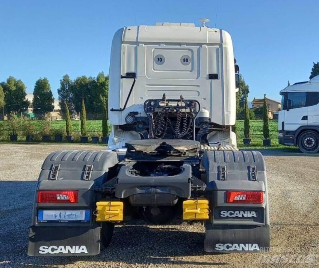 Scania R450 Prime Movers