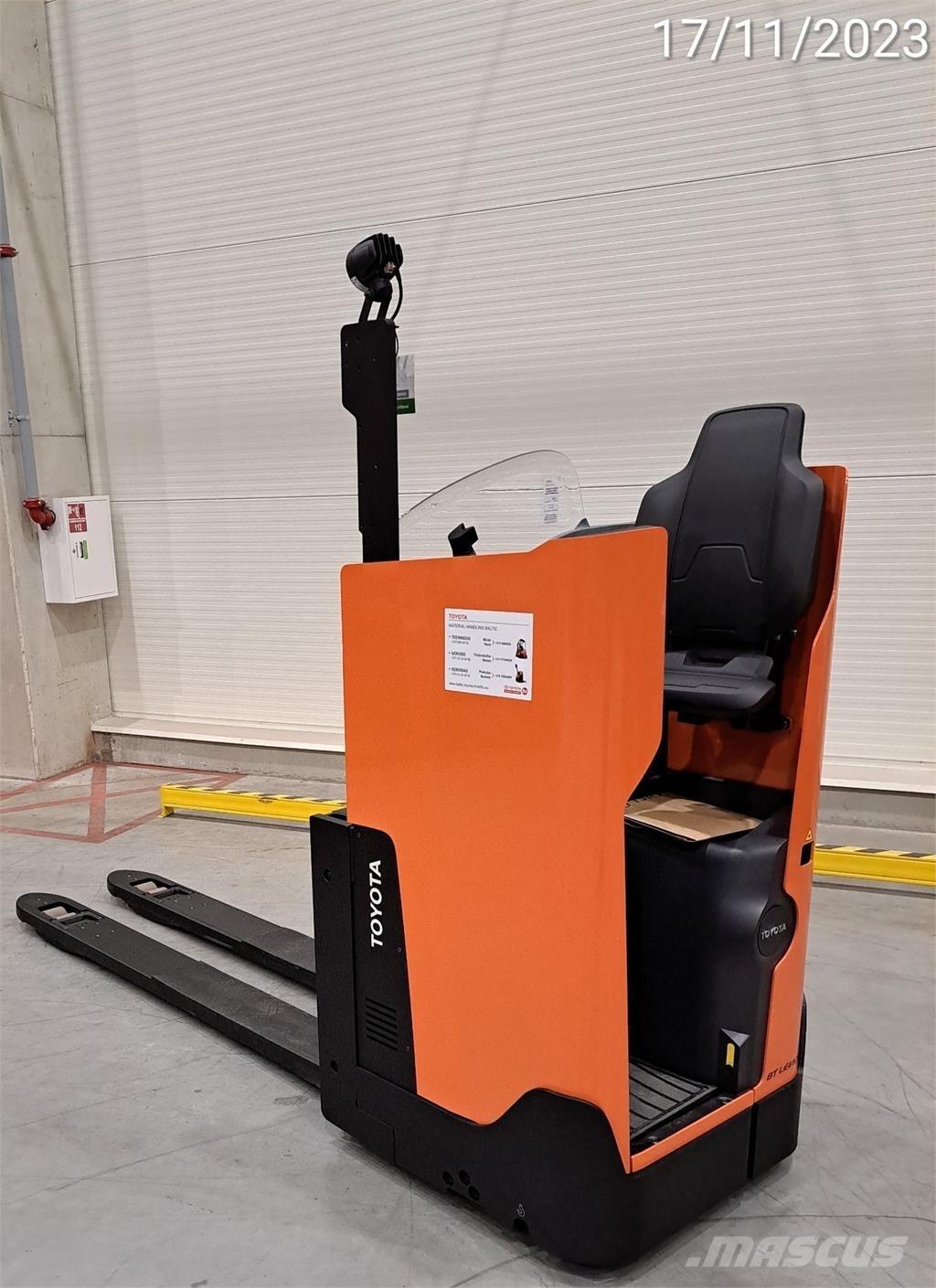 BT LSI200 Low lift with platform