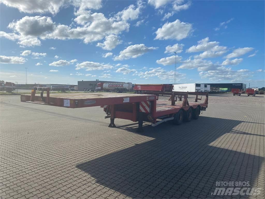  Trailerpartner Low loader-semi-trailers
