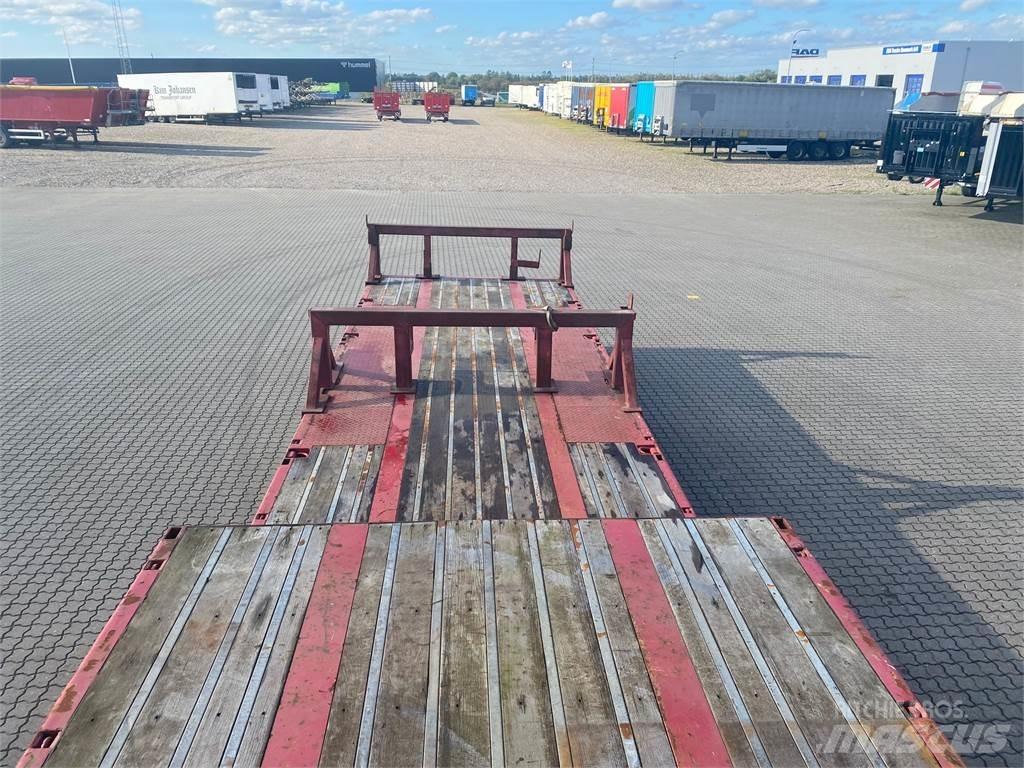  Trailerpartner Low loader-semi-trailers