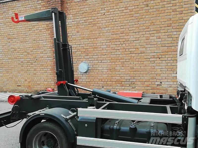  Transgruas 3 Hook lifts
