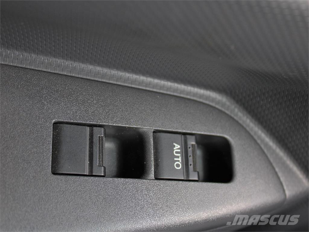 Hino S52 Temperature controlled trucks