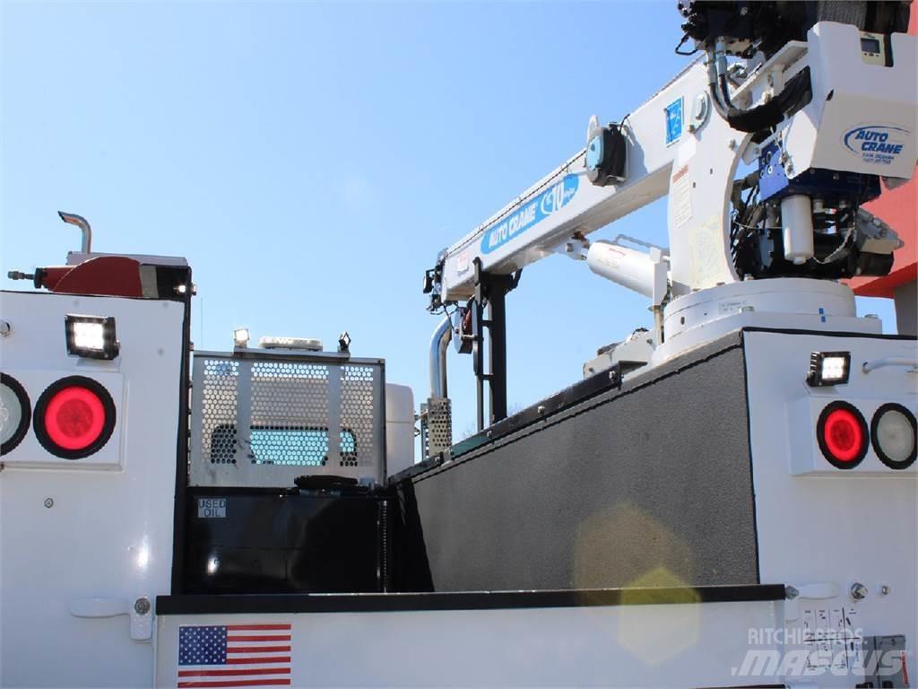Kenworth T370 Truck mounted cranes