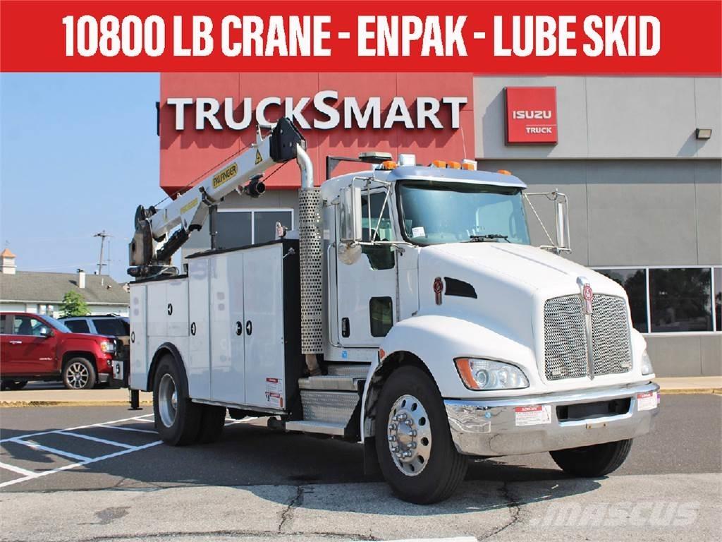 Kenworth T370 Truck mounted cranes