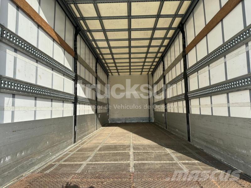 Scania P320 Other trucks