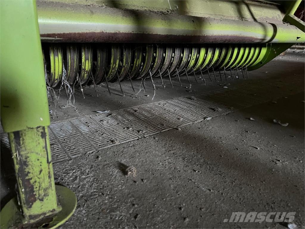 CLAAS VARIANT 260 Square balers