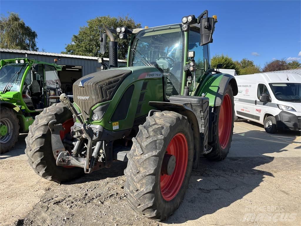 Fendt 718 Tractors