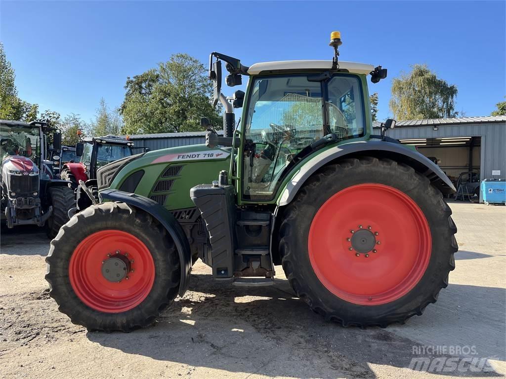 Fendt 718 Tractors