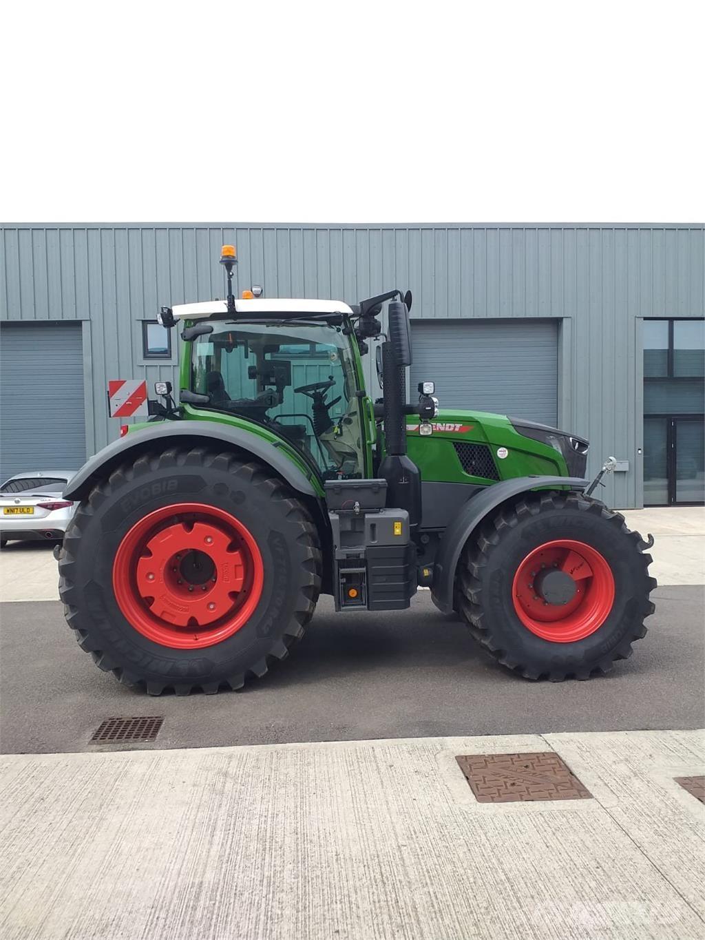 Fendt 728 Tractors