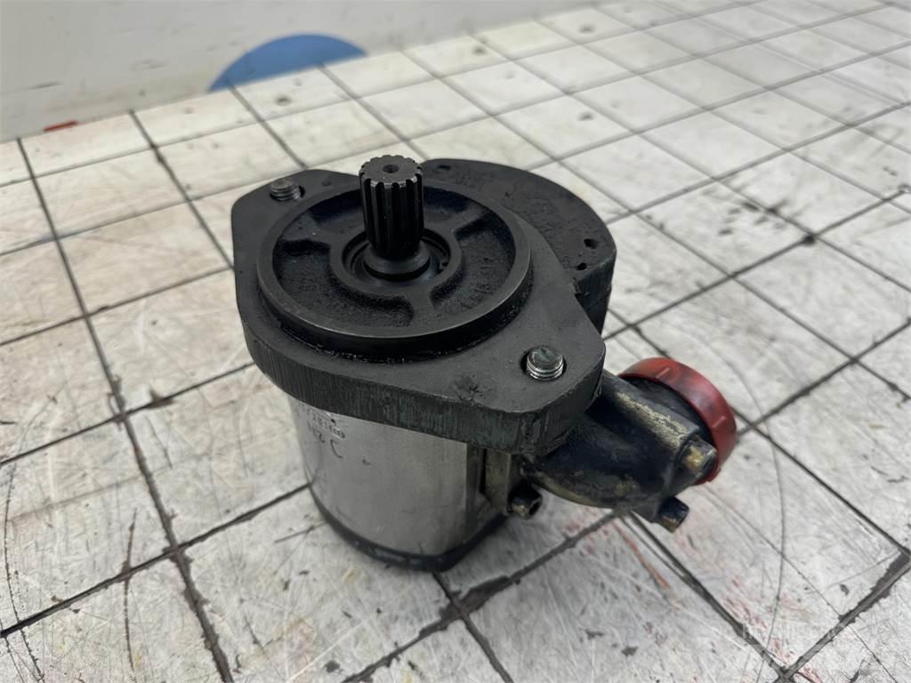 Bosch gear pump Crane parts and equipment
