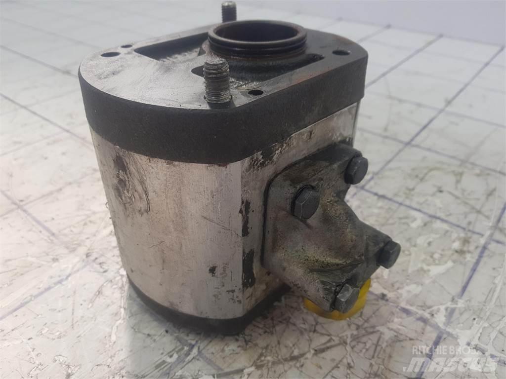 Bosch gear pump Crane parts and equipment
