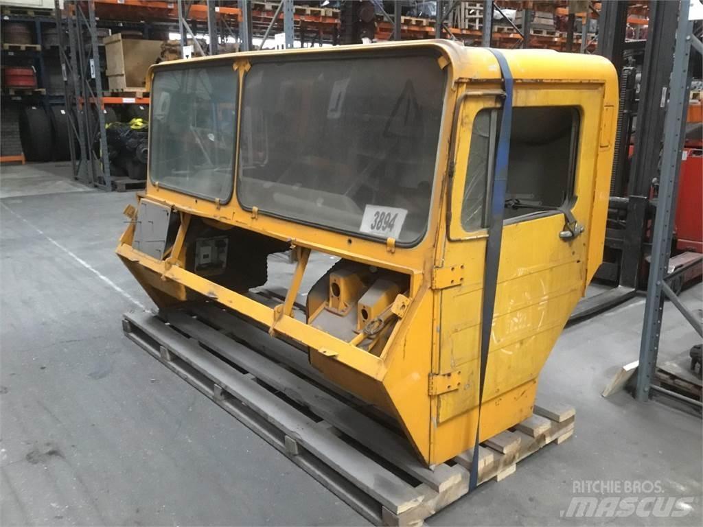 Faun KF lower cabin Cabins and interior