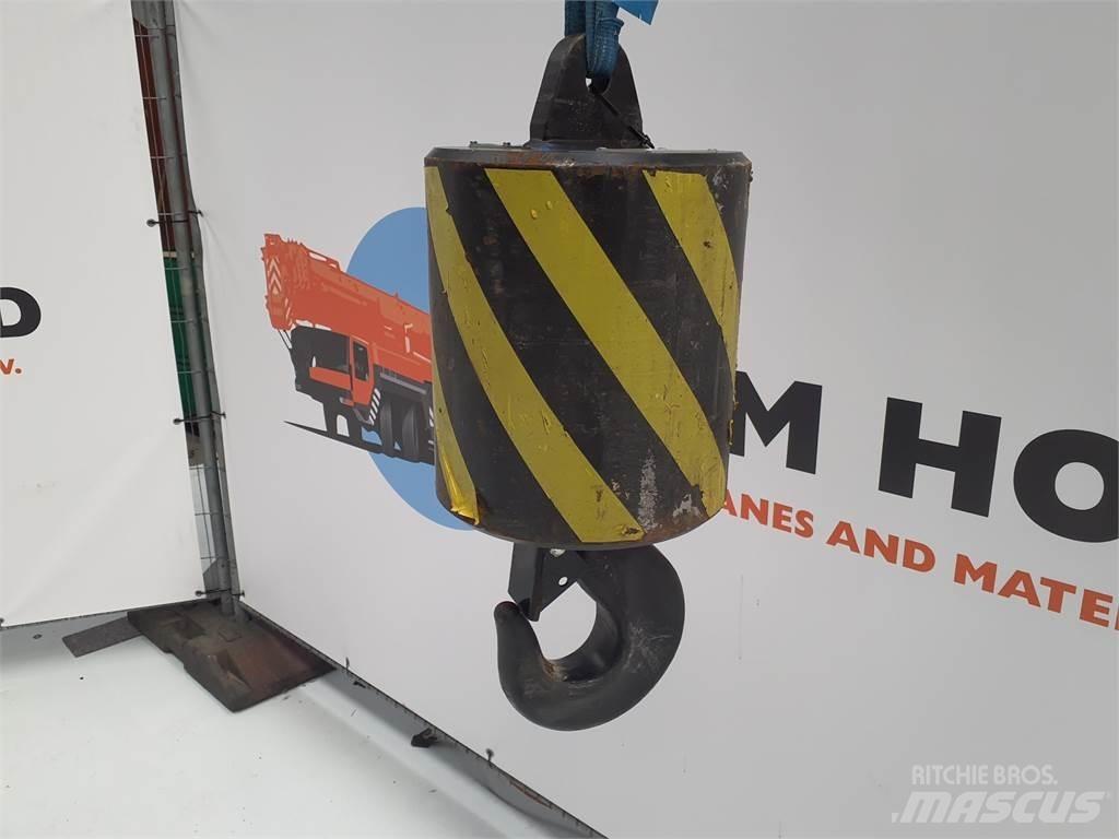 Grove Hookball 8t Crane parts and equipment