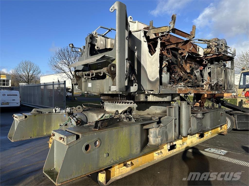 Liebherr LR 1160 All terrain cranes