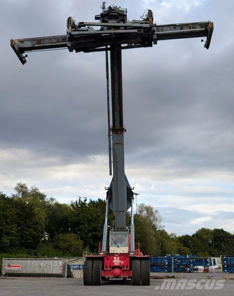 CVS Ferrari F377.5 PB Reach stackers