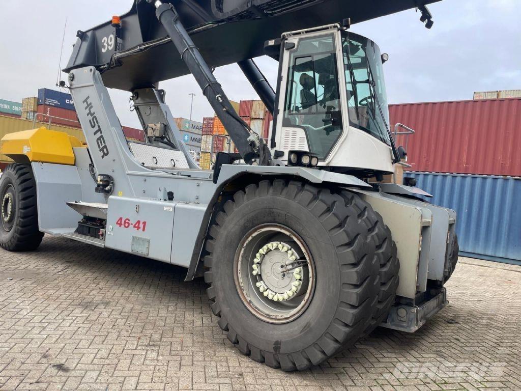 Hyster RS46-41XD/67S Reach stackers