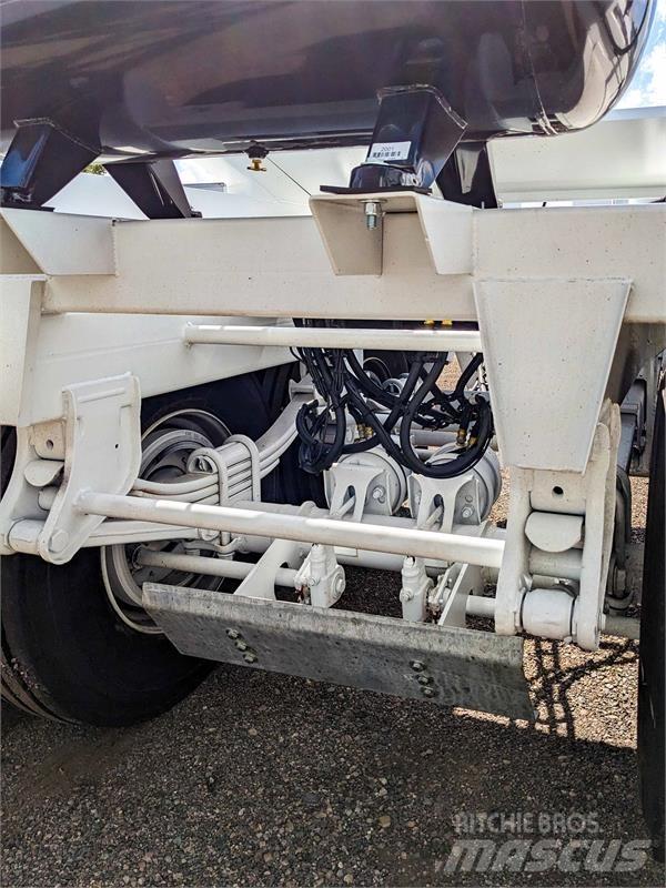   Tipper trailers