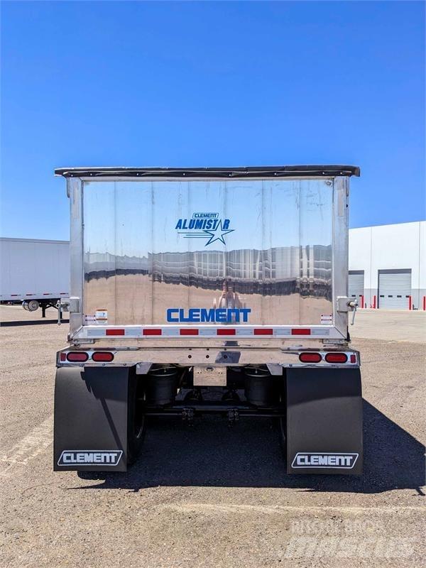   Tipper trailers