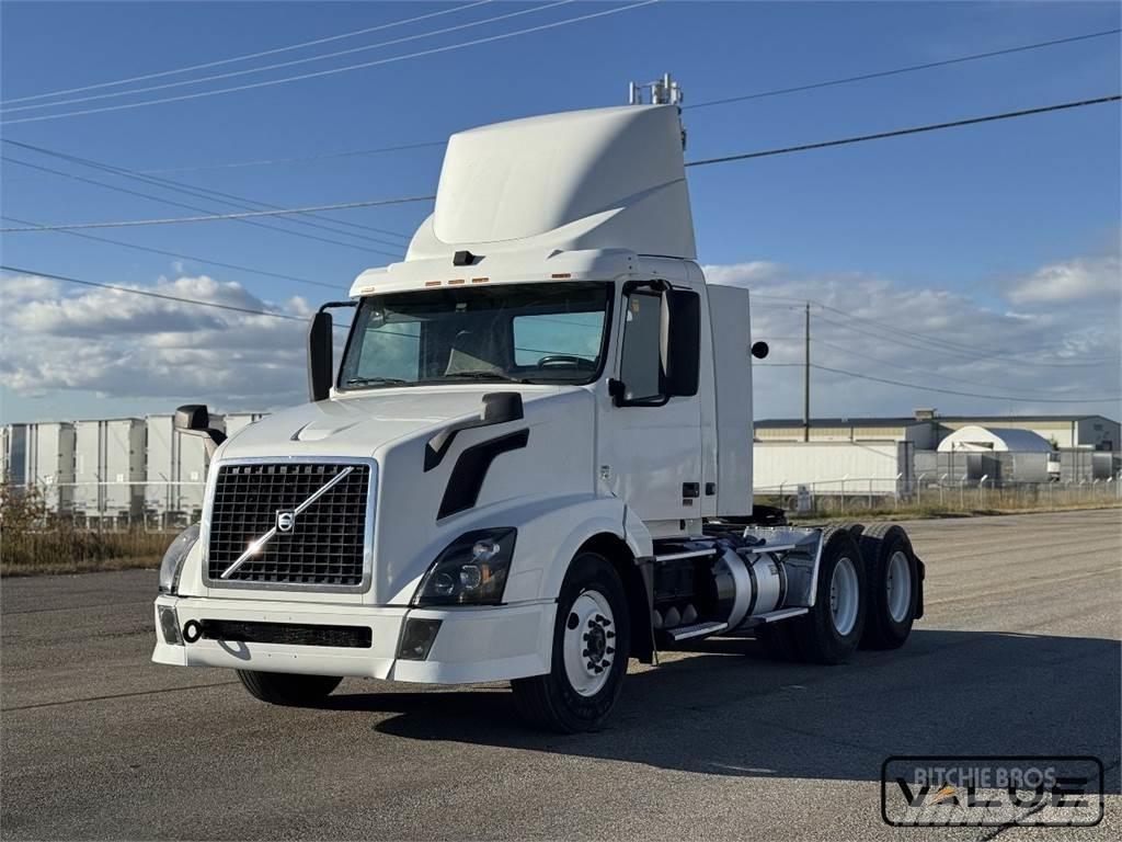 Volvo VNL300 Prime Movers