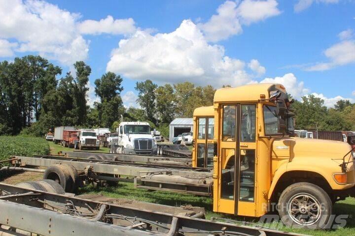 Ford B-800 Other