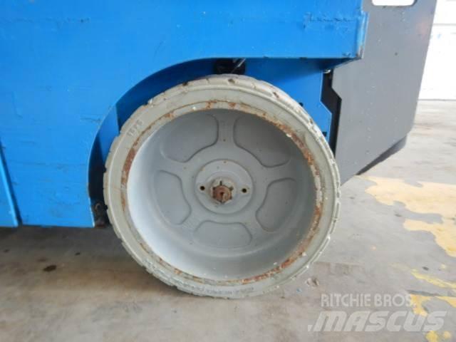 Genie GS2032 Scissor lifts