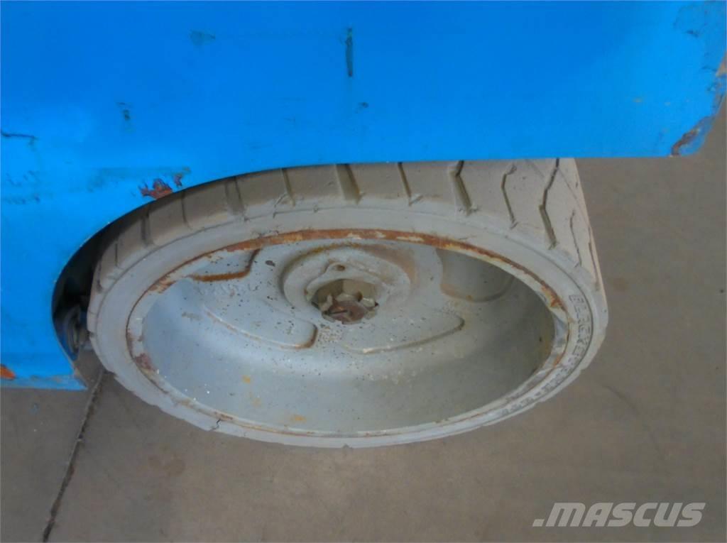 Genie GS3246 Scissor lifts