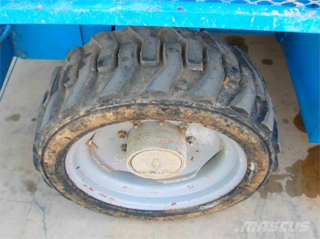 Genie GS4390RT Scissor lifts