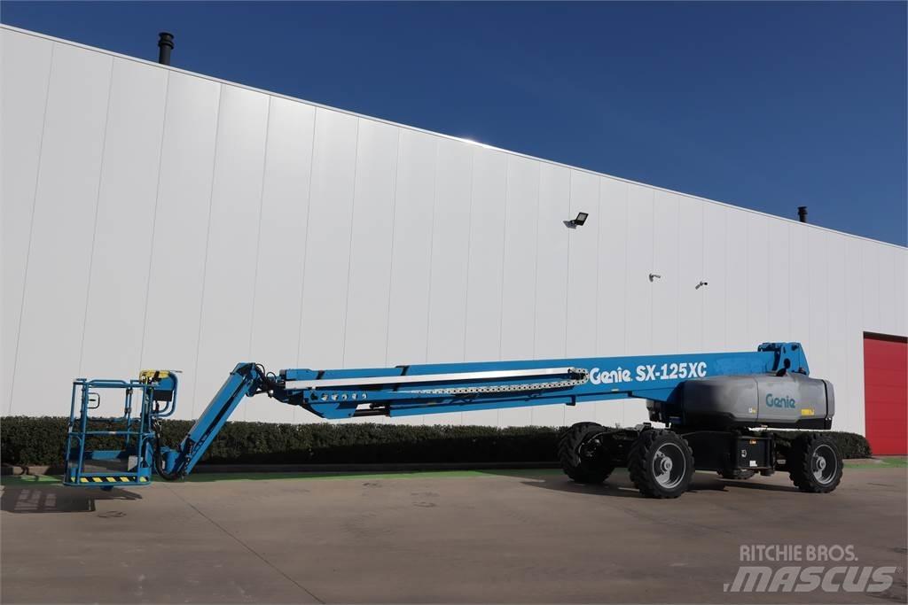 Genie SX125XC Telescopic boom lifts