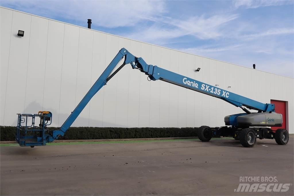 Genie SX135XC Telescopic boom lifts